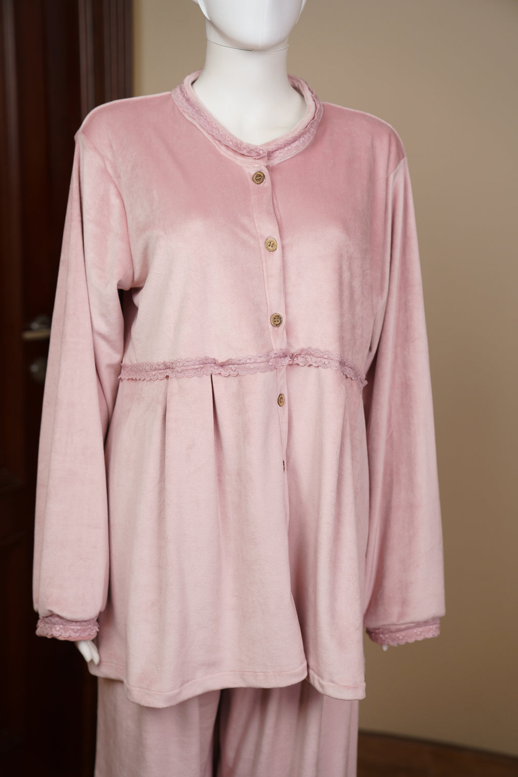 Delicate Dantelle Pyjamas